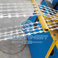 China Double Strands Barbed Wire Mesh Machine